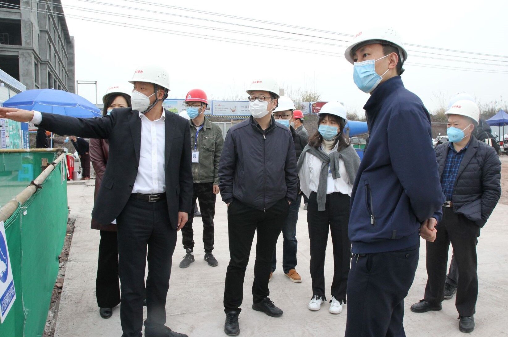张邦举到哈工大（自贡）创新科技产业园 视察项目进展情况